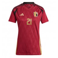 Camisa de Futebol Bélgica Timothy Castagne #21 Equipamento Principal Mulheres Europeu 2024 Manga Curta